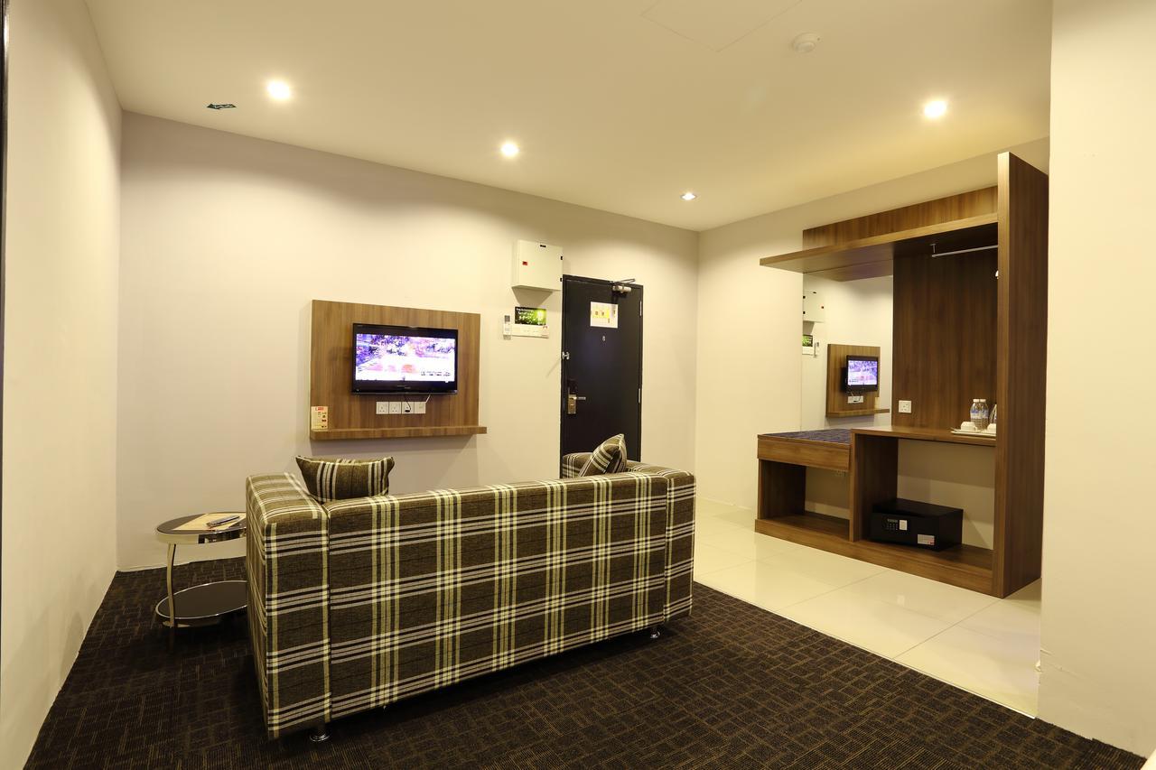Hotel S Boutique 2*