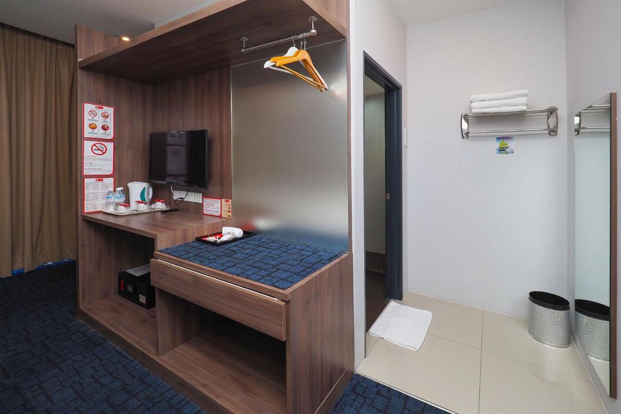 S Boutique Hotel 2*